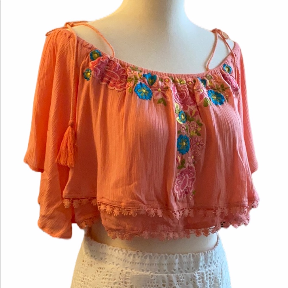 Planet Blue Rahi Cali floral crop top